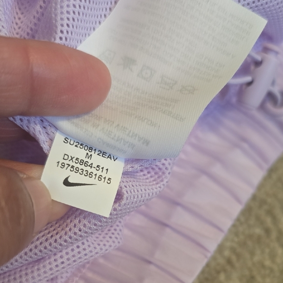 Nike Sportswear Essential Women's Oversized Woven Jacket, Size M, NWT - Picture 10 of 16